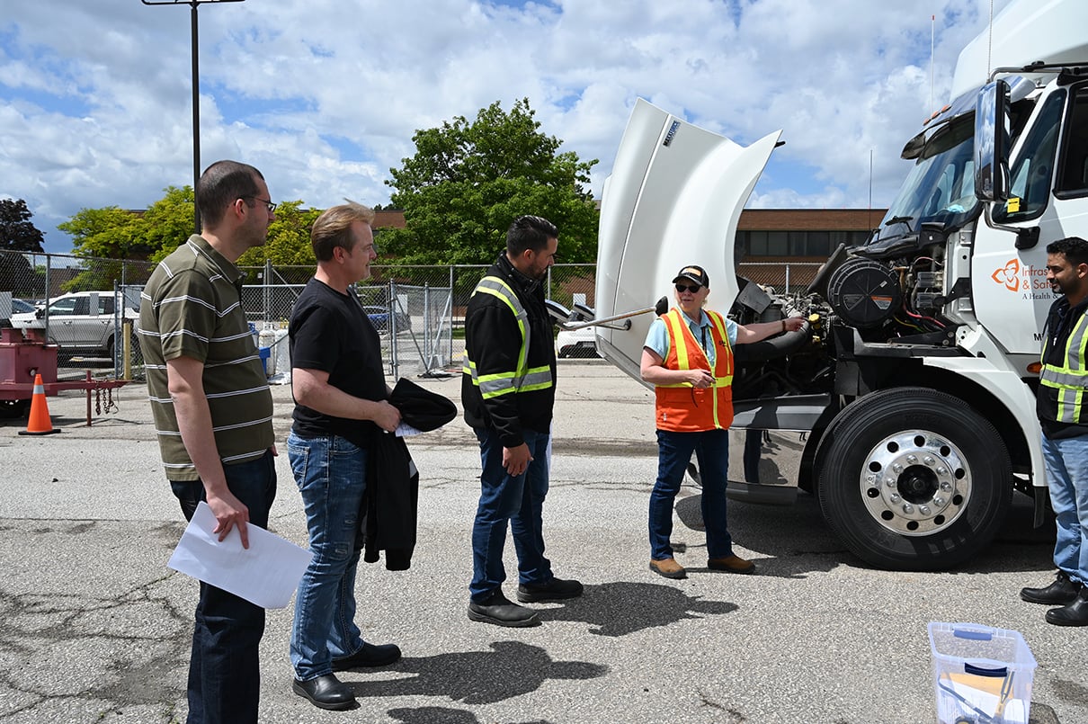 An IHSA course instructor leads a transportation safety training course.